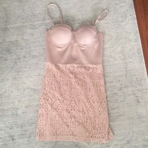 Bebe lace dress